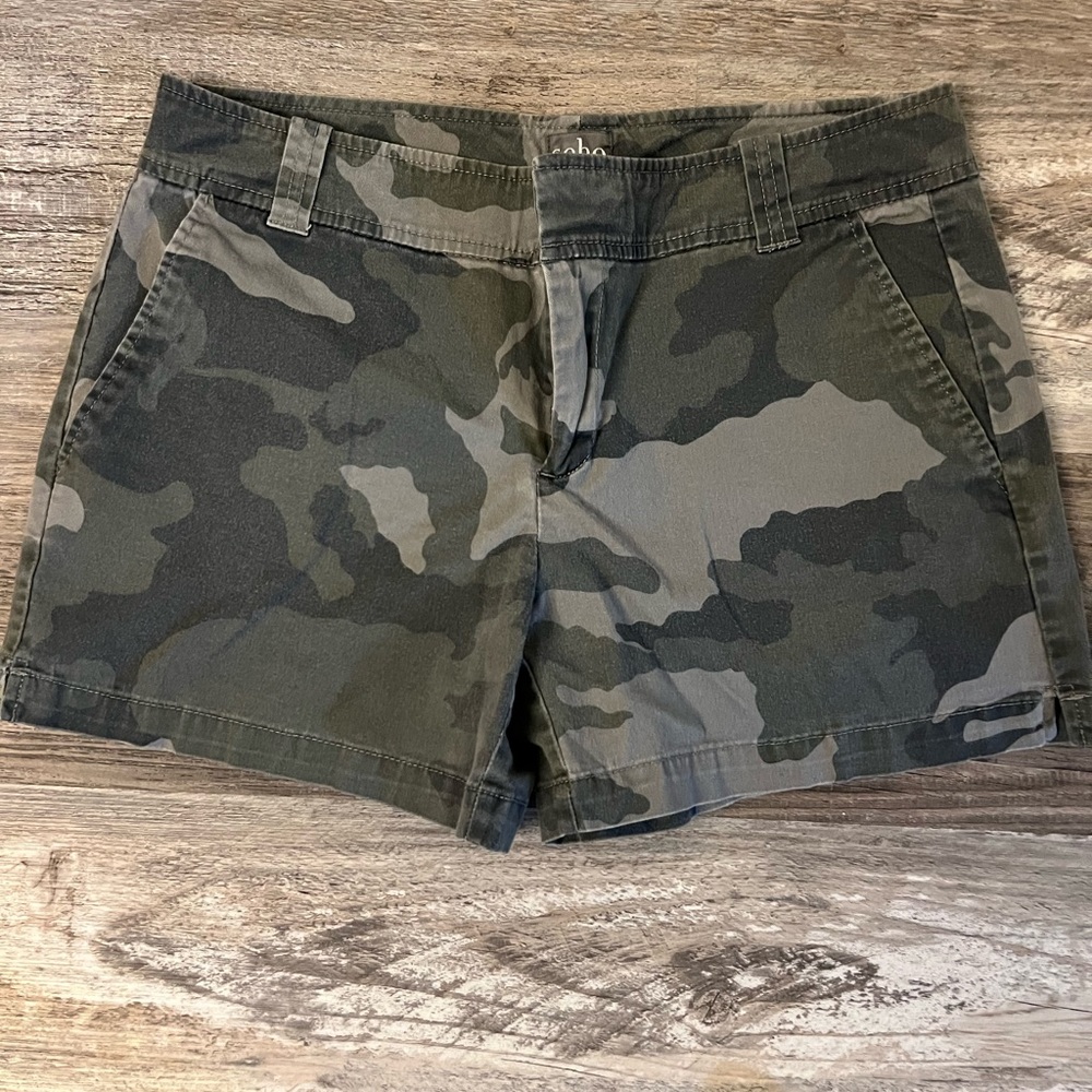 NY&Co Soho Camo Shorts Size 4